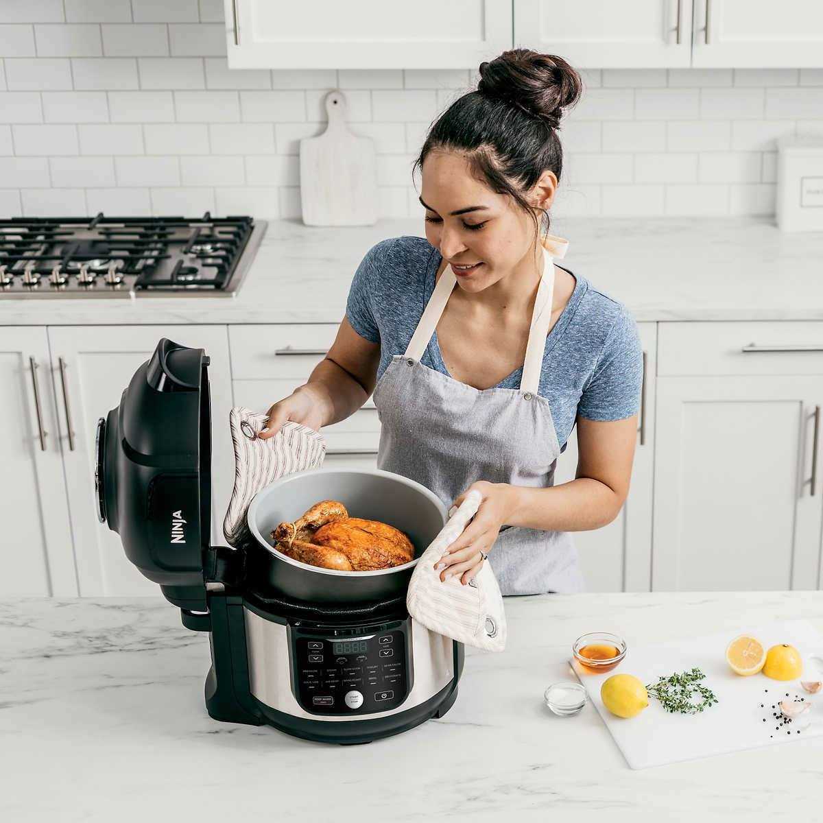 Ninja Foodi 11-in-1 6.5-qt Pro Pressure Cooker And Air Fryer - FD302 - Image 2