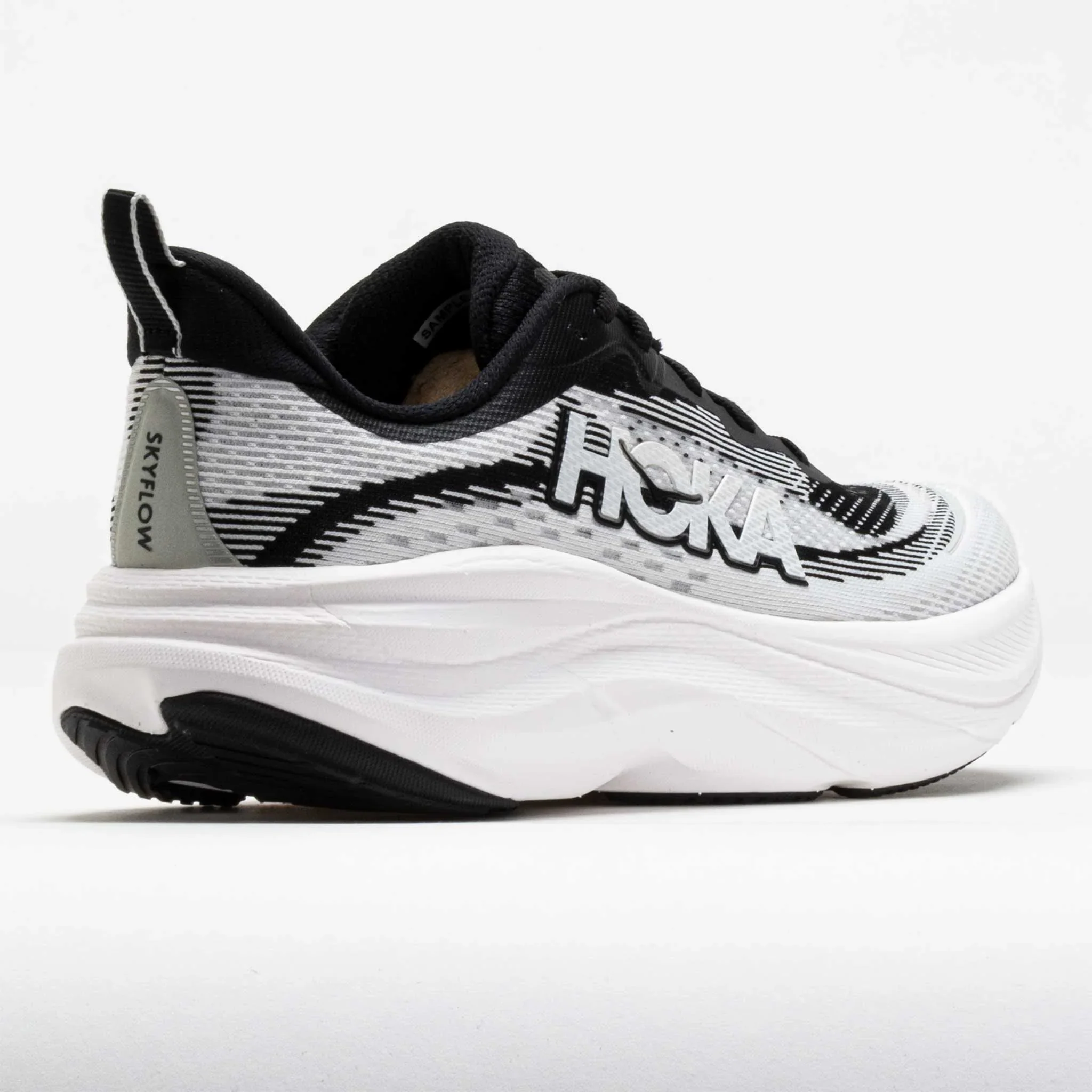 Women's Black/White Running Shoes - Skyflow - Image 6