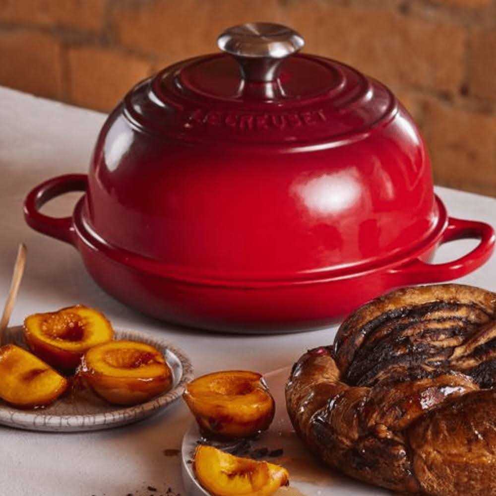 Le Creuset Enameled Cast-Iron Bread Oven - Image 4